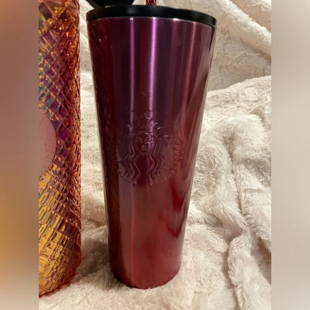 Set of 2 starbucks cups